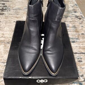G by Guess Black Ankle Booties Sleek Modern Design